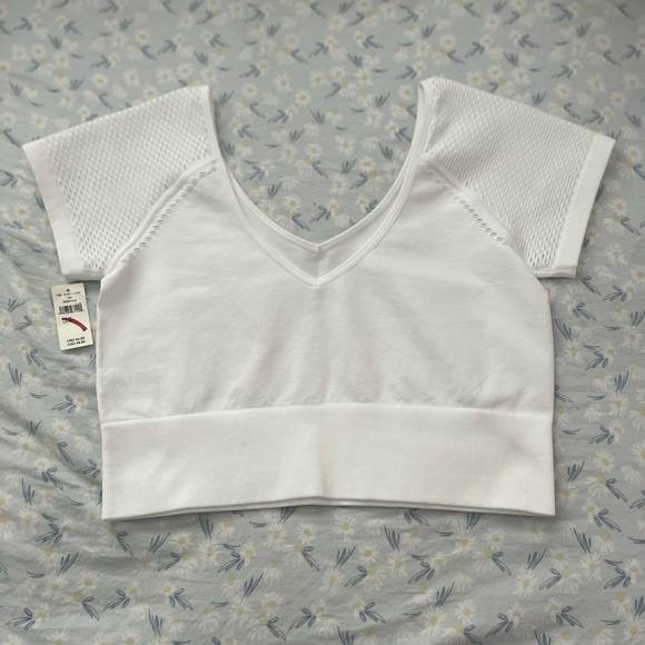 Offline work out top - Picture 3 of 5